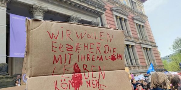 Grüne unterstützen Streiks für bessere Arbeitsbedingungen in Bildungseinrichtungen