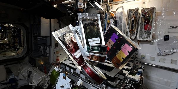 Kunststoff und Raumfahrt - Plastik im All-Tag