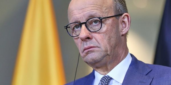 Merz will in Golf-Staaten auch über Menschenrechte sprechen