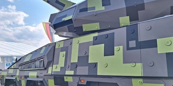 Van Aken will "Friedenssicherung ohne Aufrüstungsspirale"