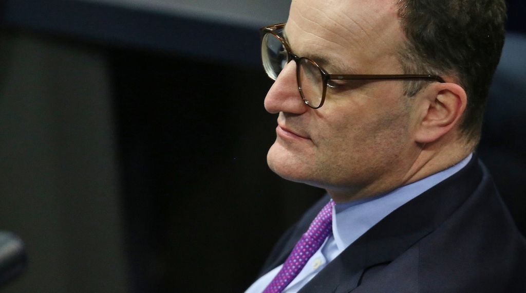 Spahn will "wieder über nukleare Teilhabe reden"