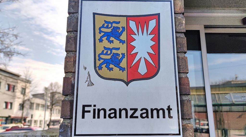 Spahn will Investoren mit Steueranreiz nach Deutschland holen