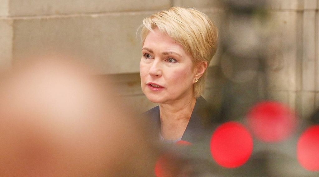 Schwesig: Privatisierung von Zahnarztkosten "völlig inakzeptabel"