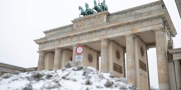 Frost und Neuschnee in Berlin und Brandenburg