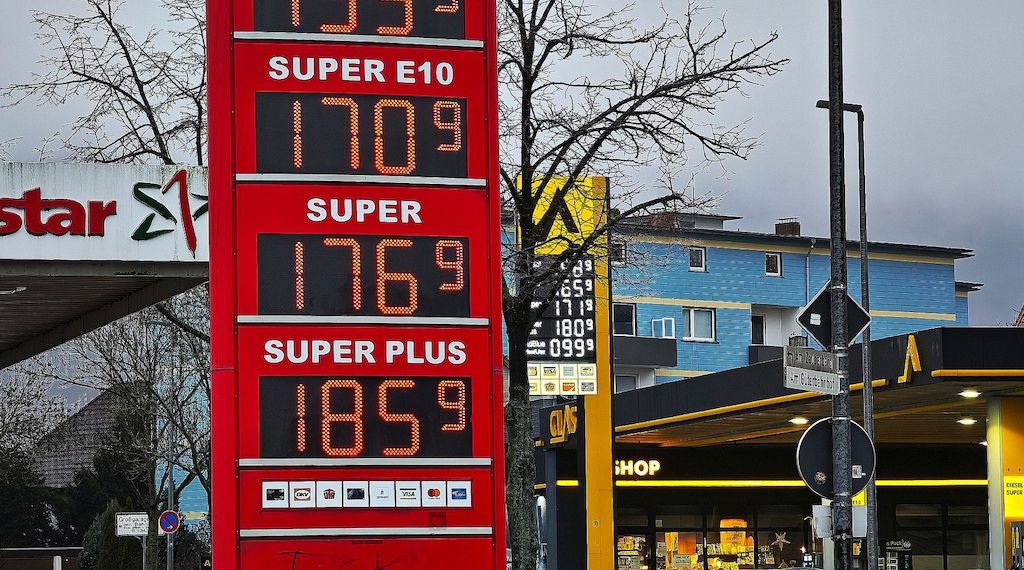 Kraftstoffpreise im Januar deutlich gestiegen