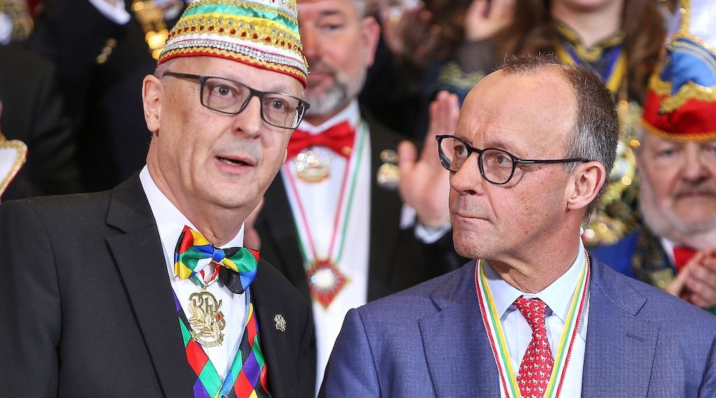 Merz zu Karnevalisten: "Ginge es doch immer so fröhlich zu"