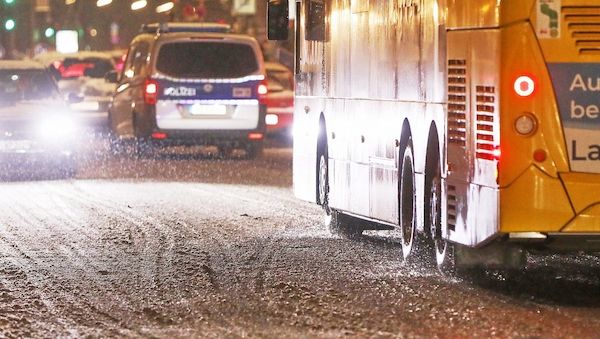 DWD warnt vor Beeinträchtigungen durch Schnee und Glatteis