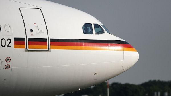 SPD begrüßt Reise von Merz in die Golfregion