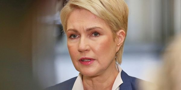 Schwesig zweifelt an Brandmauer zwischen AfD und CDU