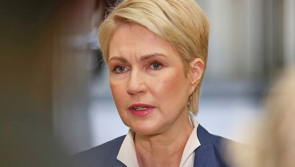 Schwesig zweifelt an Brandmauer zwischen AfD und CDU