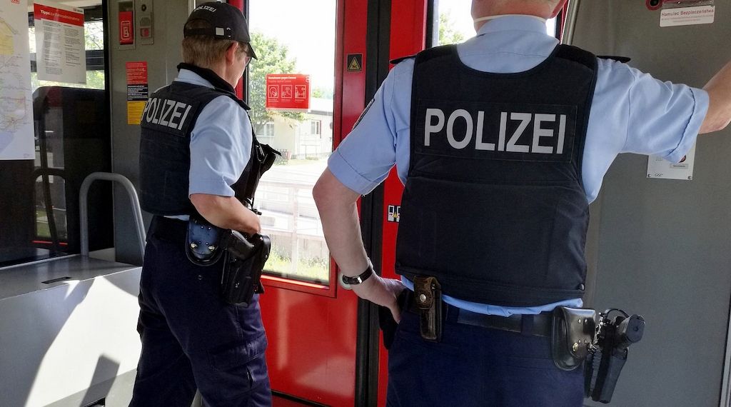 Polizeigewerkschaft fordert mehr Sicherheitsmaßnahmen in Zügen