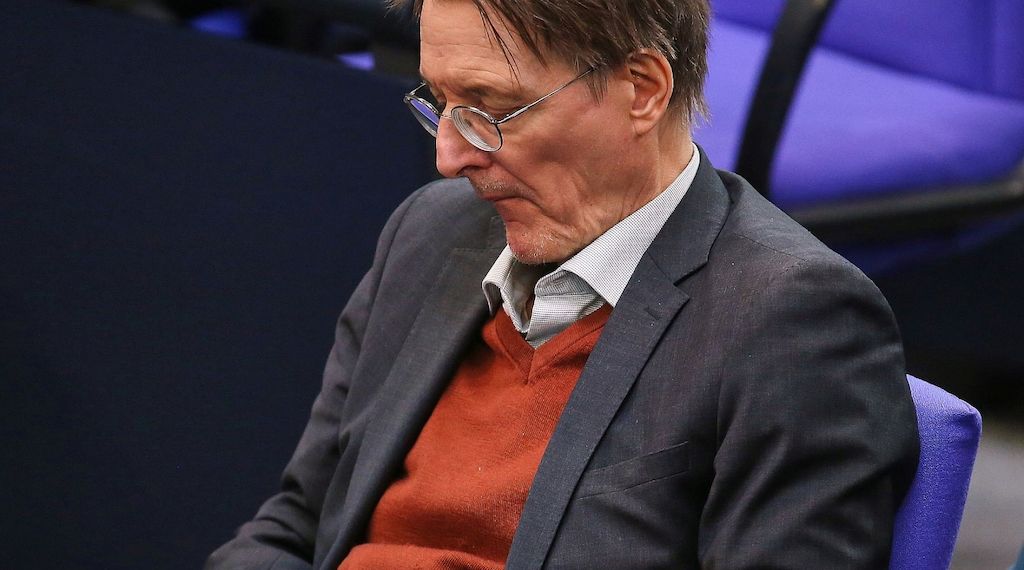 Wartezeiten: Lauterbach fordert Termingarantie bei Fachärzten