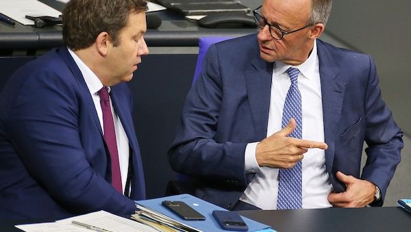 Infratest: Union und AfD verlieren - SPD legt zu