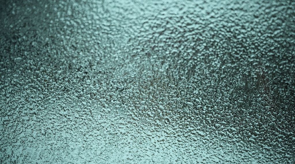 Eisregen und Glätte: Wie gefrierender Regen entsteht