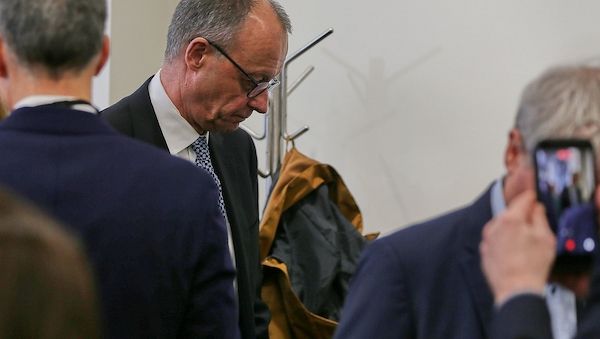 Konkurrenz aus China: Handelsverband HDE schreibt Brandbrief an Merz