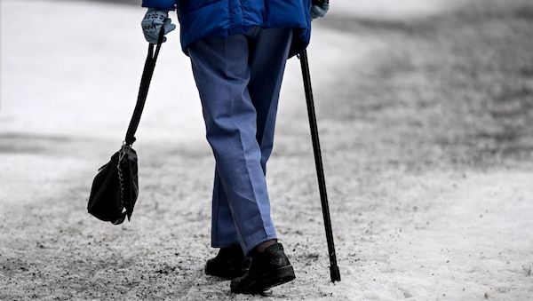 Berliner Friedhöfe bleiben wegen Glättegefahr geschlossen