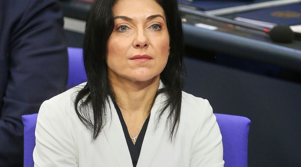 Wirtschaftsministerin will vorgezogene Steuerreformen