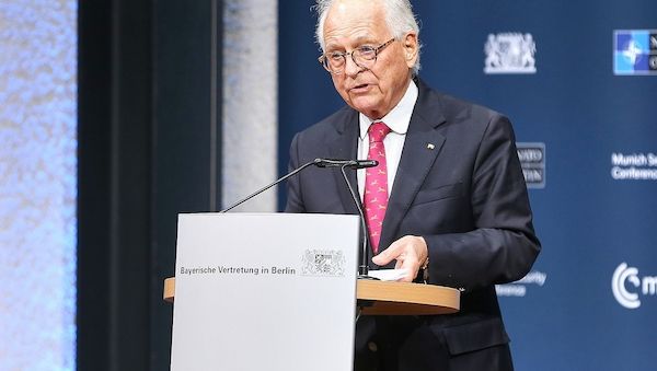 Ischinger plädiert für deutsche Waffengeschenke an Polen