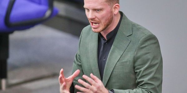 Klüssendorf kritisiert Altersanspruch von Abgeordneten als zu hoch