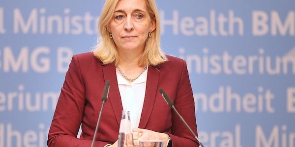 Warken kündigt Milliarden-Sparprogramm vor Sommer an