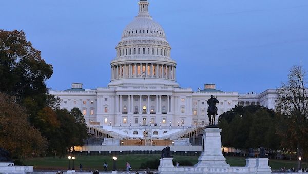 US-Repräsentantenhaus stimmt gegen Trumps Kanada-Zölle