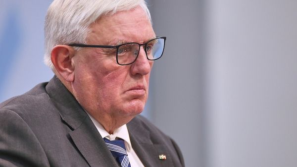 Laumann drängt auf Pflegereform