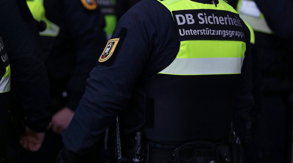 Deutsche Bahn will Mitarbeiter mit Bodycams ausstatten