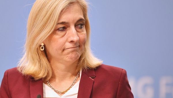 Warken ruft CDU zu mehr Anstrengung für Gleichberechtigung auf