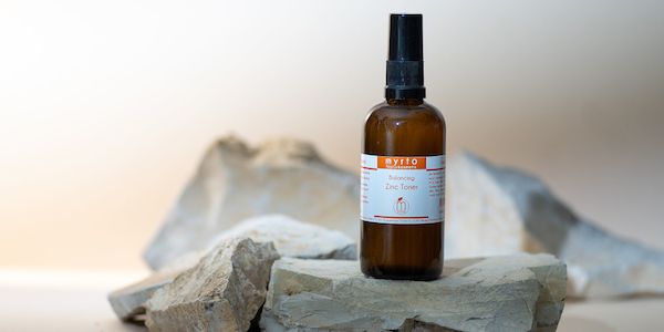 Der neue Zink Gesichtstoner ganz ohne reizende Zusätze wie Alkohol oder Duftstoffe