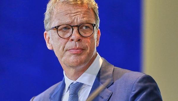 Deutsche-Bank-Chef sieht Handlungsbedarf bei Lebensarbeitszeit