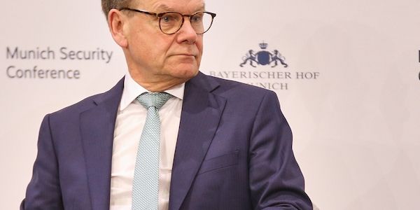 Wadepuhl spricht von "staatlich begangenem Mord an Nawalny"