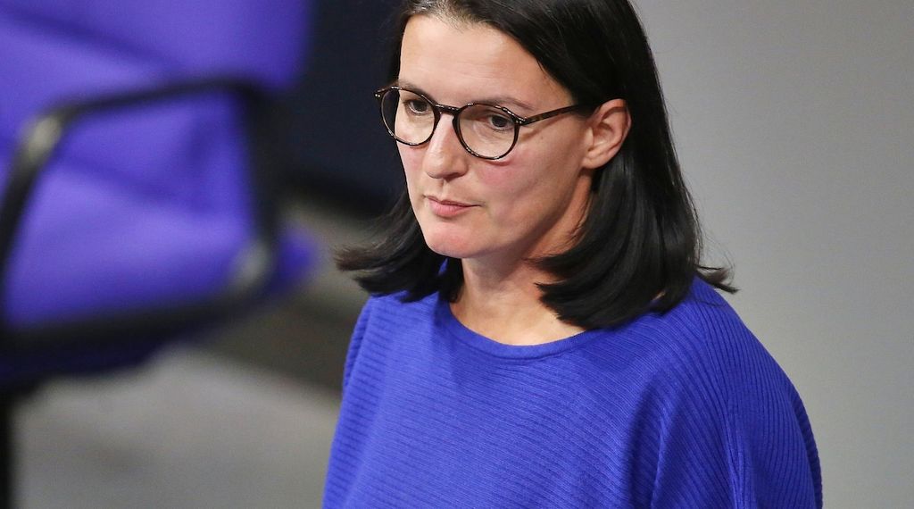 Grüne fordern mehr Schutz vor Extremismus im Bundestag
