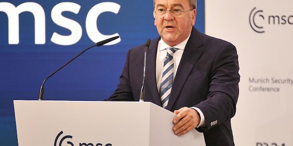 Grüne fordern Ablehnung von Pistorius` Drohnen-Deal