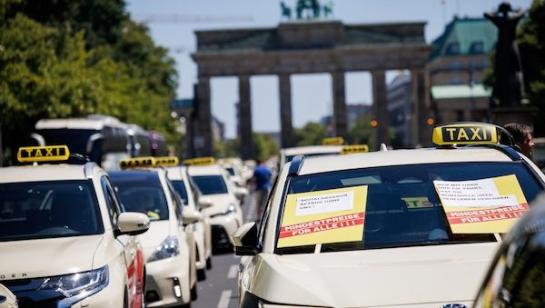 Berlin erteilt für ein Jahr keine neuen Taxengenehmigungen