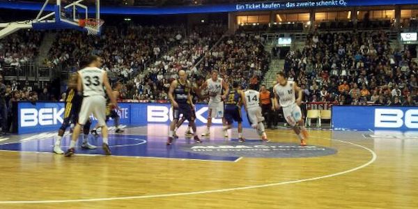 Howard Carpendales Tipp für Nachwuchsmusiker: "Lernt Basketball"