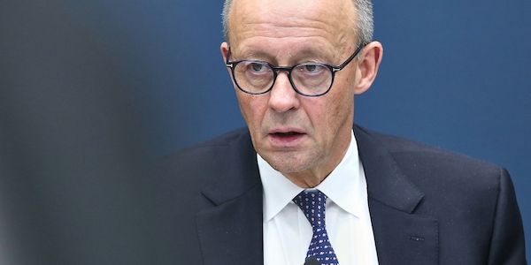 Merz befürwortet Social-Media-Verbot für Minderjährige