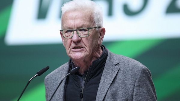 Kretschmann warnt Grüne vor Zusammenarbeit mit Linkspartei
