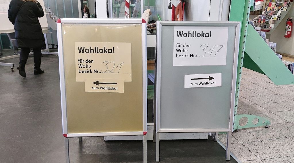 Unzufriedenheit mit Demokratie im Osten größer als im Westen