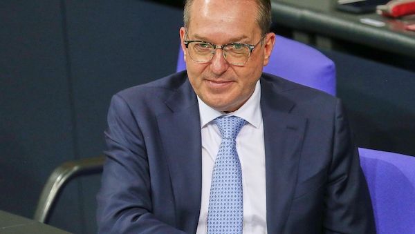 Scharfe Kritik aus SPD an Dobrindt im Streit um Integrationskurse