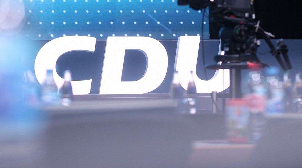 CDU-Politiker bringt Anti-SPD-Antrag bei Parteitag ein