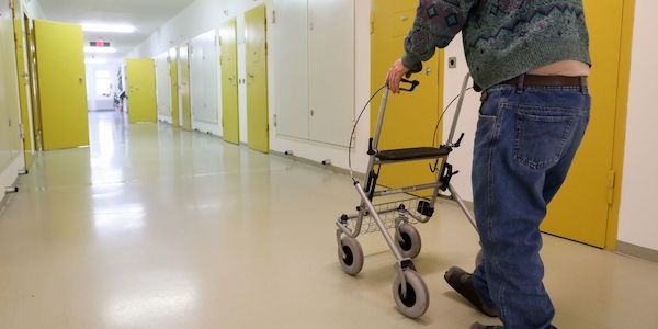 Senioren in Haft - Brandenburg bietet Pflege in Gefängnissen