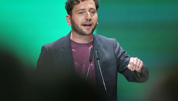 Banaszak distanziert sich von Fischer-Aussagen