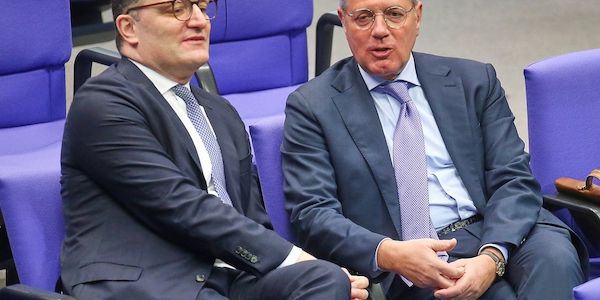 Spahn und Röttgen: Zeit der Illusionen ist vorbei