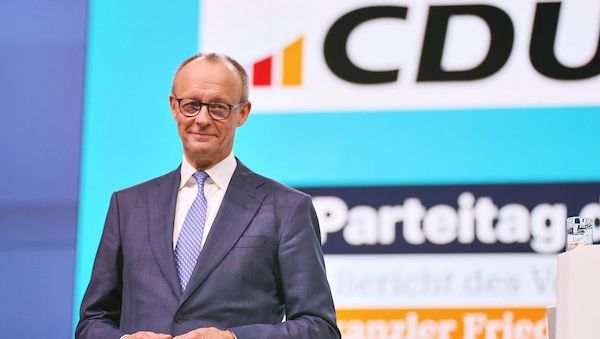 Merz als CDU-Chef mit 91,2 Prozent wiedergewählt