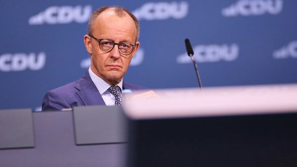 Merz verteidigt harte Haltung bei Schuldenbremse