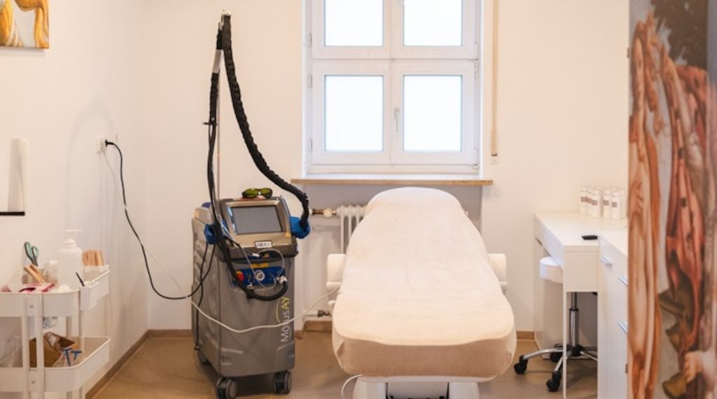 Männer, Schluss mit Stoppeln und Rasur-Stress