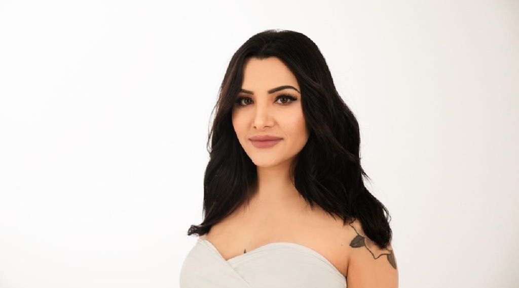 Nesrin Obermeier zeigt dir die Geheimnisse glänzend schöner Haare im Sommer