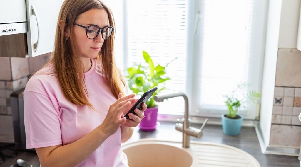 Krankheitserreger ohne Gefahrstoffe stoppen: Neue Handy-App klärt auf