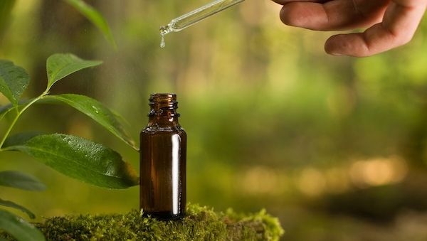 Aromatherapie in der Naturkosmetik: Mehr als nur Duft