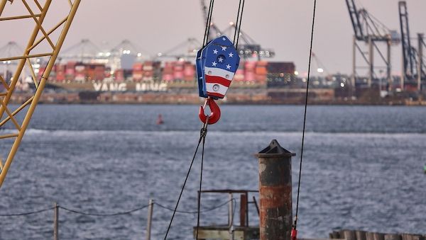 EU-Parlamentarier stoppen Umsetzung von US-Zolldeal vorläufig